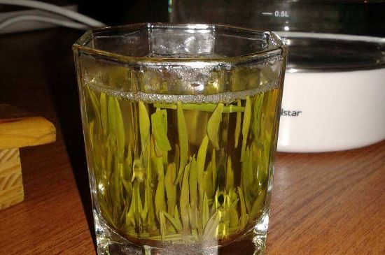 冷泡茶用什么茶葉最好，什么樣的茶適合冷泡？