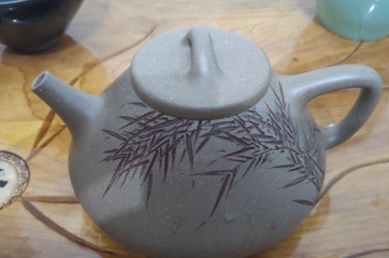 沖泡肉桂用紫砂壺還是蓋碗，武夷巖茶肉桂可以用紫砂壺沖泡嗎？