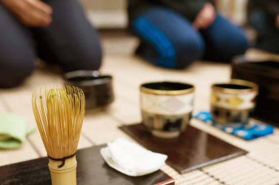 女人喝茶要行扣茶禮嗎，叩茶禮女士能用嗎？