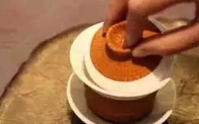 三才蓋碗的正確拿法，三才蓋碗抓碗法圖解