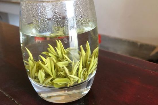 安吉白茶夏天怎么保存，安吉白茶能冷凍儲(chǔ)存嗎？