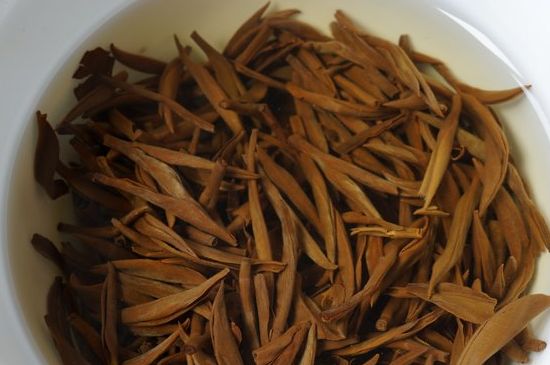 好壞金駿眉圖片對比，怎么挑選金駿眉茶葉