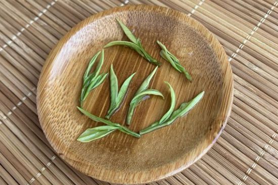 安吉白茶夏天怎么保存，安吉白茶能冷凍儲(chǔ)存嗎？