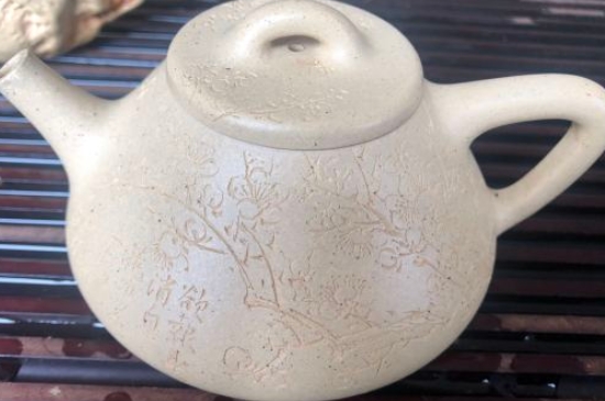 新買的紫砂壺為什么會裂，真的紫砂壺是不是很容易開裂？