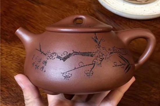 朱泥紫砂壺如何開(kāi)壺，朱泥壺日常泡茶養(yǎng)護(hù)