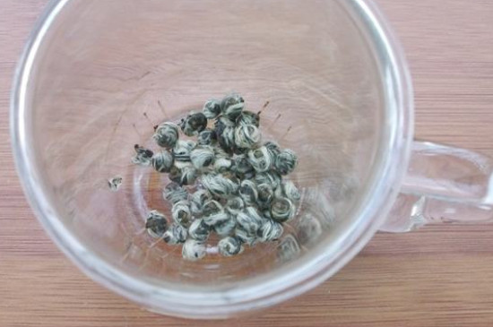 茉莉龍珠茶男人能喝嗎，男性夏季可以喝龍珠茶嗎