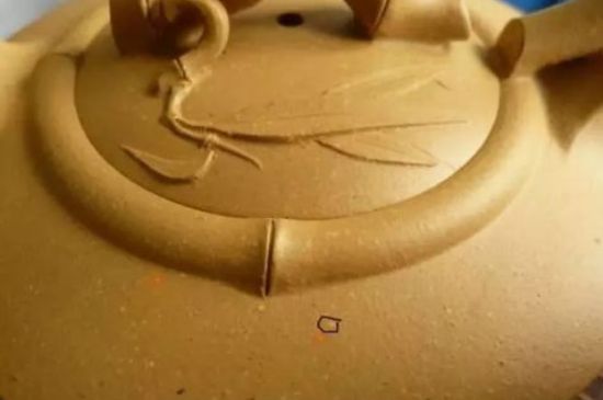 本山綠泥紫砂壺小黑點多嗎，真正本山綠泥會吐黑嗎？