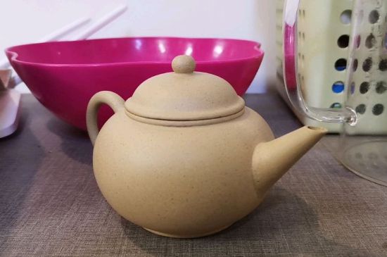 手工紫砂壺和模具壺有什么區(qū)別，快速鑒別手工壺模具壺