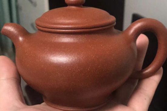 正宗紫砂壺多少錢一套，一套正宗宜興紫砂壺什么價(jià)格