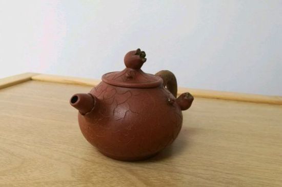 朱泥紫砂壺如何開(kāi)壺，朱泥壺日常泡茶養(yǎng)護(hù)