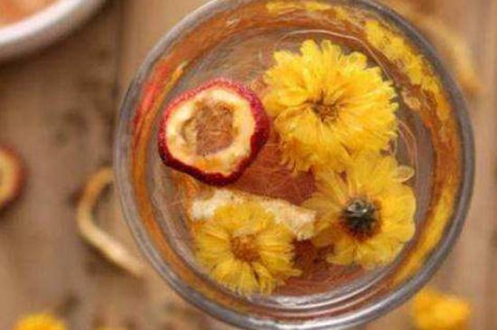 祛濕氣雙花茶，喝什么花茶祛濕氣排毒養(yǎng)顏