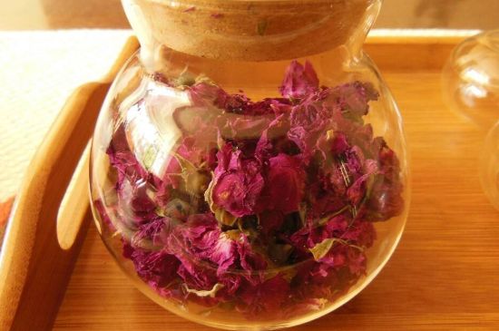 好玫瑰花茶多少錢一斤啊，玫瑰花茶價(jià)格多少錢合理？