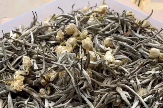 茉莉花花茶能煮嗎，喝茉莉花茶適合煮好還是泡好？