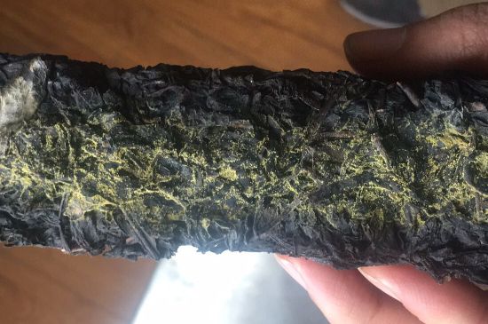 怎么知道涇渭茯茶是否變質(zhì)，茯磚茶金花和發(fā)霉的區(qū)別