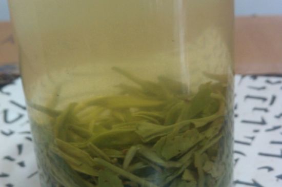 碧螺春為什么泡水渾濁，碧螺春茶葉泡水感覺很臟是混濁的
