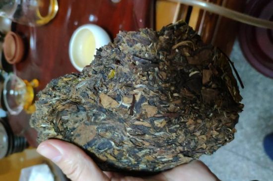 7年壽眉和2年白牡丹哪個(gè)好，老白茶壽眉與白牡丹的口感區(qū)別