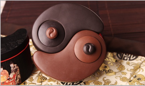 太極陰陽(yáng)紫砂壺，創(chuàng)意格紫砂壺